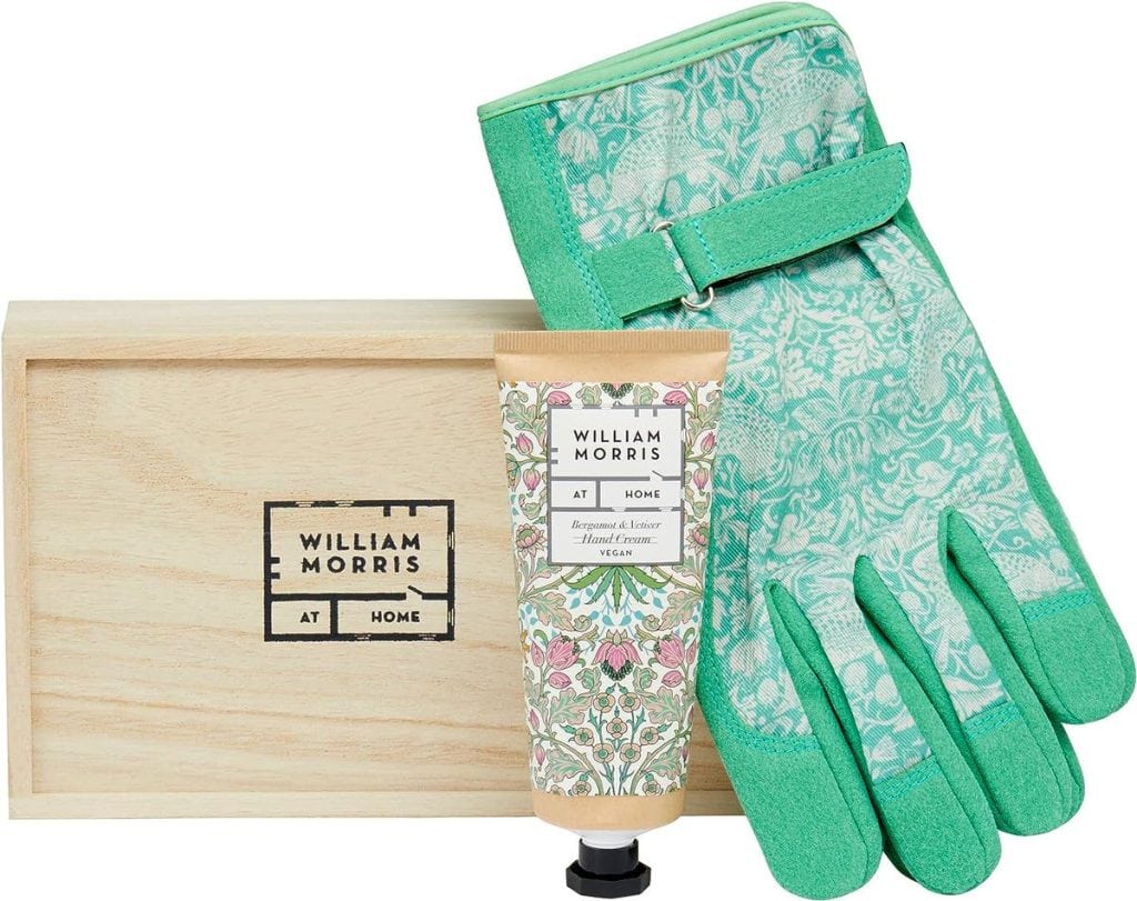 The best gardening gifts and present ideas for 2024 William Morris At Home Golden Lily Gardening Glove Set 1 1024x811 - The best gardening gifts and present ideas for 2024